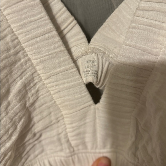 COPY - COPY - AE flowly crop top - Picture 4 of 4